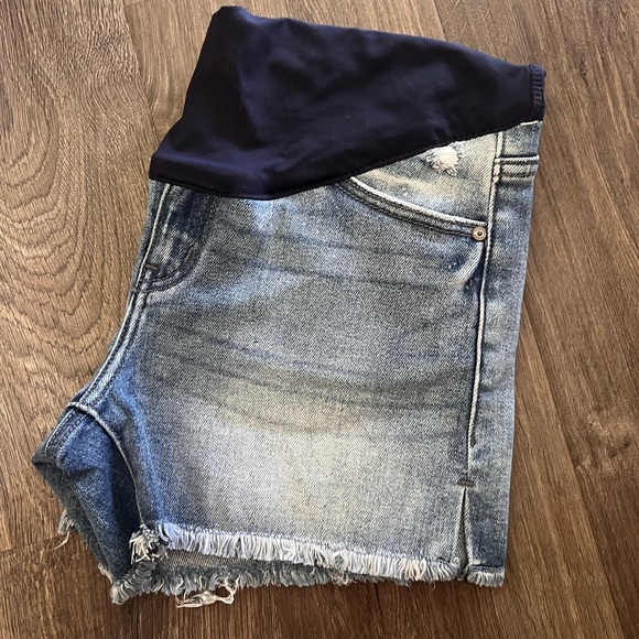 Kancan Maternity shorts - Picture 2 of 9